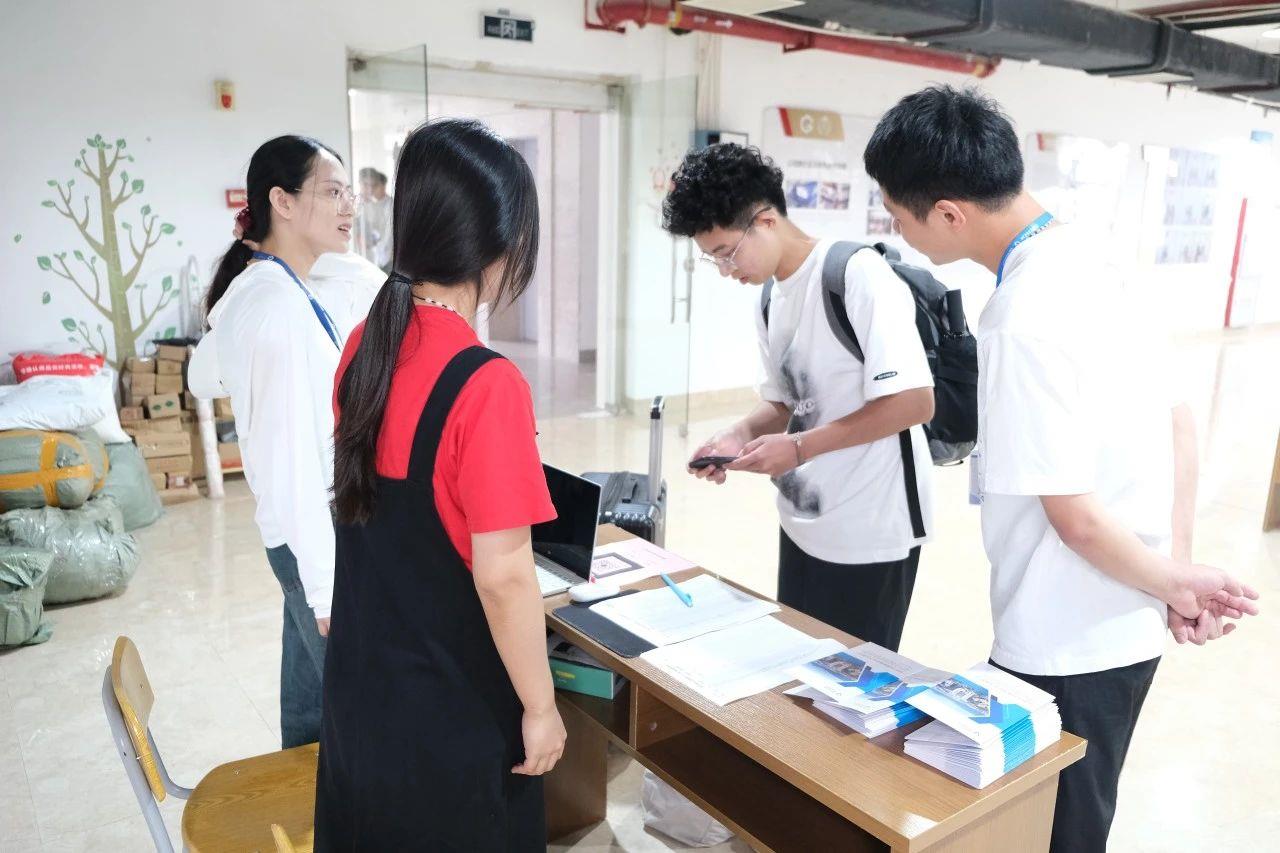 芳华初绽 逐梦远航——信息工程系2021级信息安全技术应用和物联网应用技术学生赴泉州国科实训基地开展企业综合实训